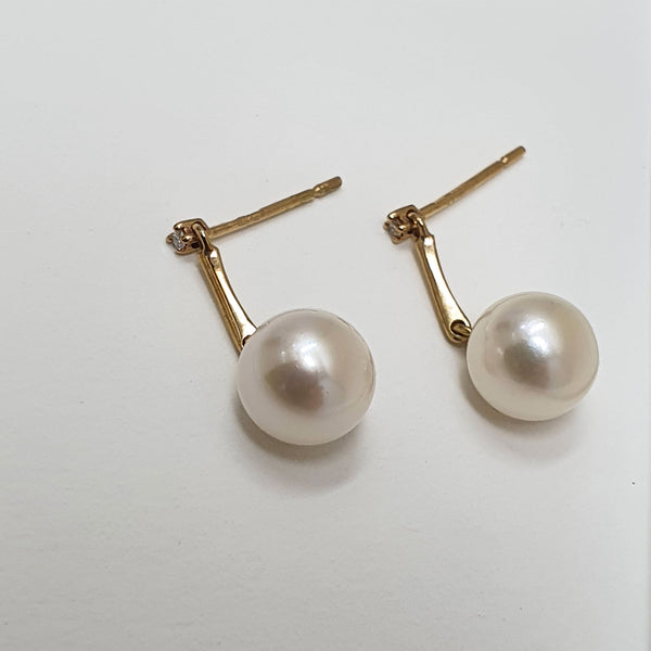 Pearl and Gold Drop Earrings