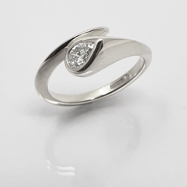 Diamond Hand-made Solitaire Ring